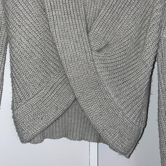 Crop Sweater - Picture 2 of 2
